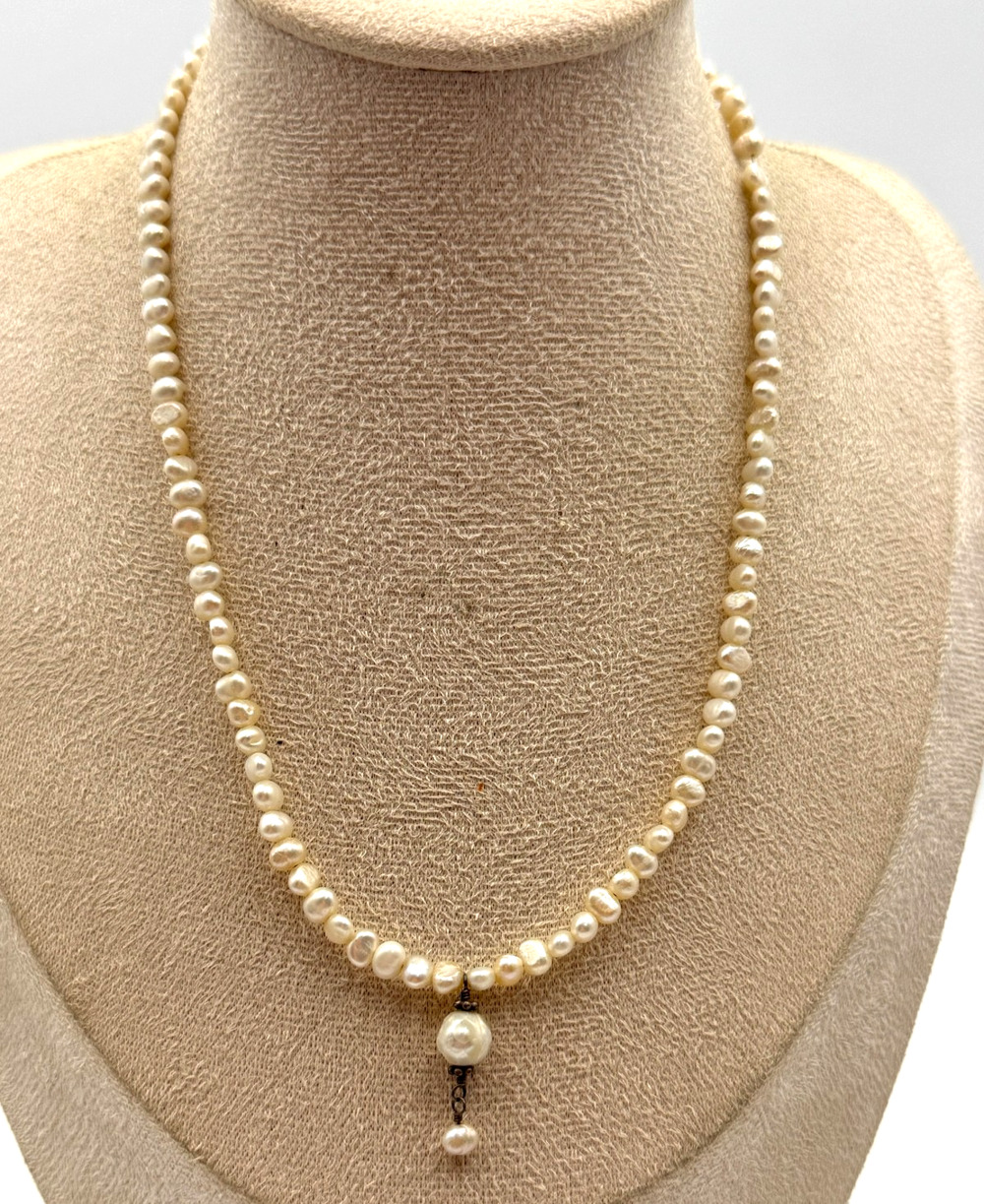 Susan Pifkin 17" White Baroque Irregular Potato Pearl Necklace Dangling Pedant